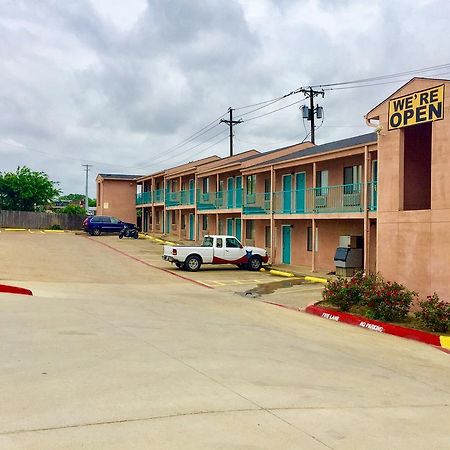 Crown Inn Grand Prairie Exteriér fotografie
