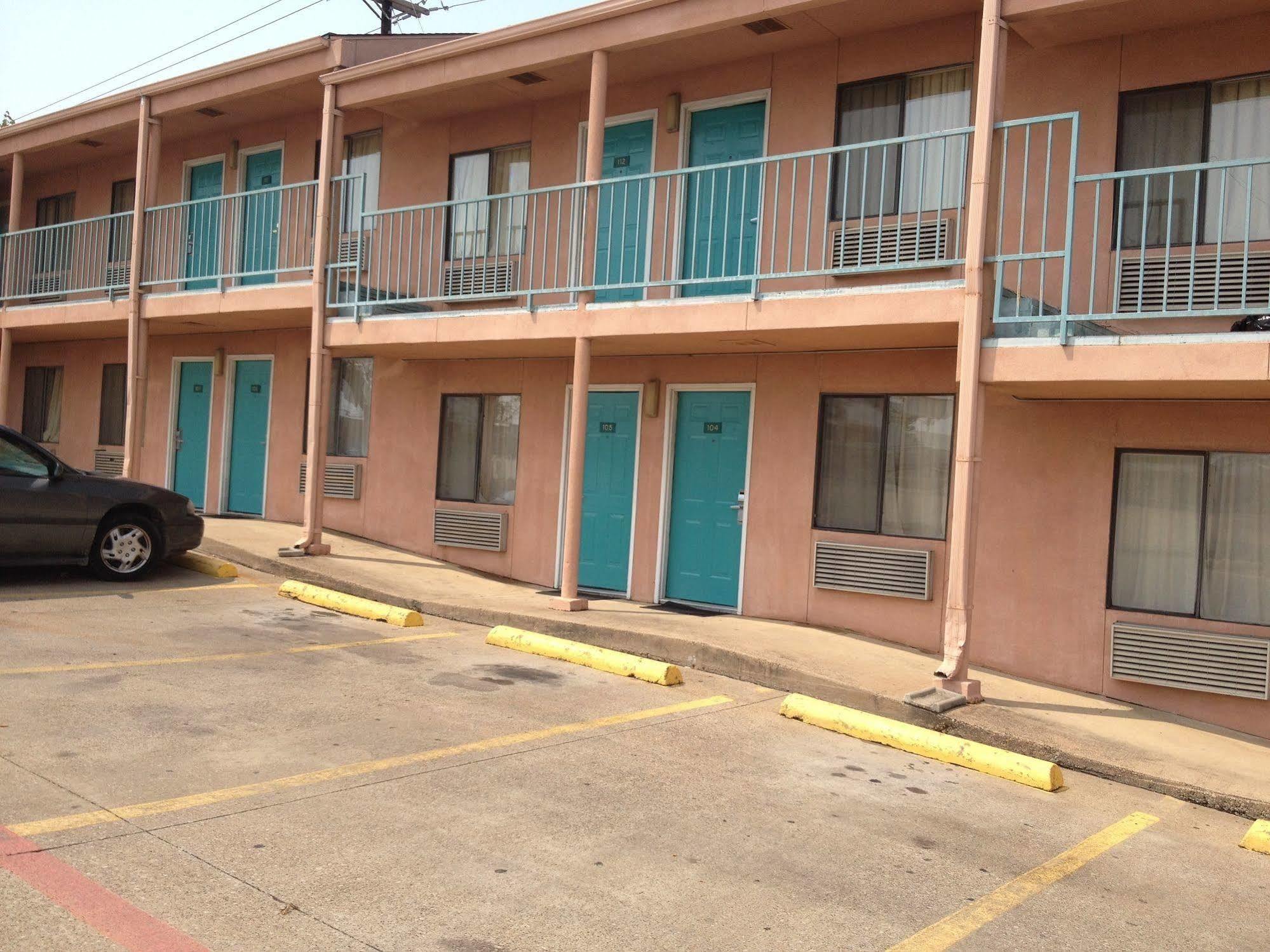 Crown Inn Grand Prairie Exteriér fotografie